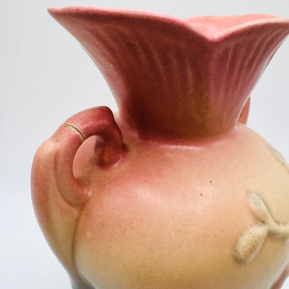 Hull Art Pottery beautiful vintage